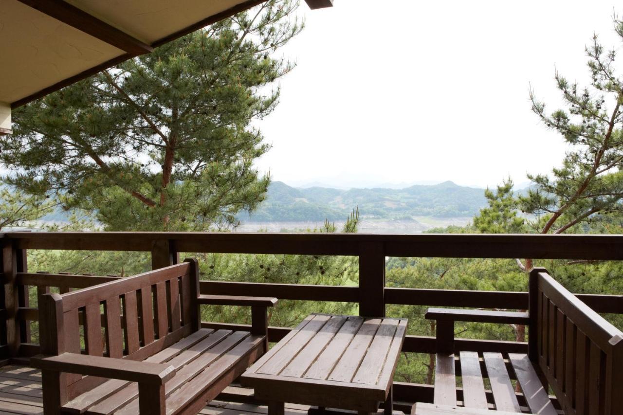 Club Es Jecheon Resort Chech'ŏn エクステリア 写真